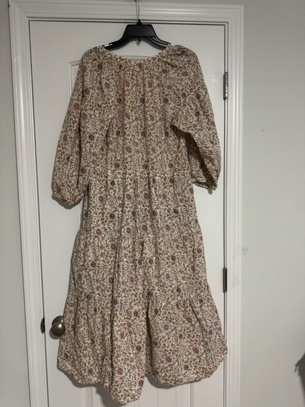 XiRENA Cream Maxi Dress with Pink Floral Print - Picture 6 of 6